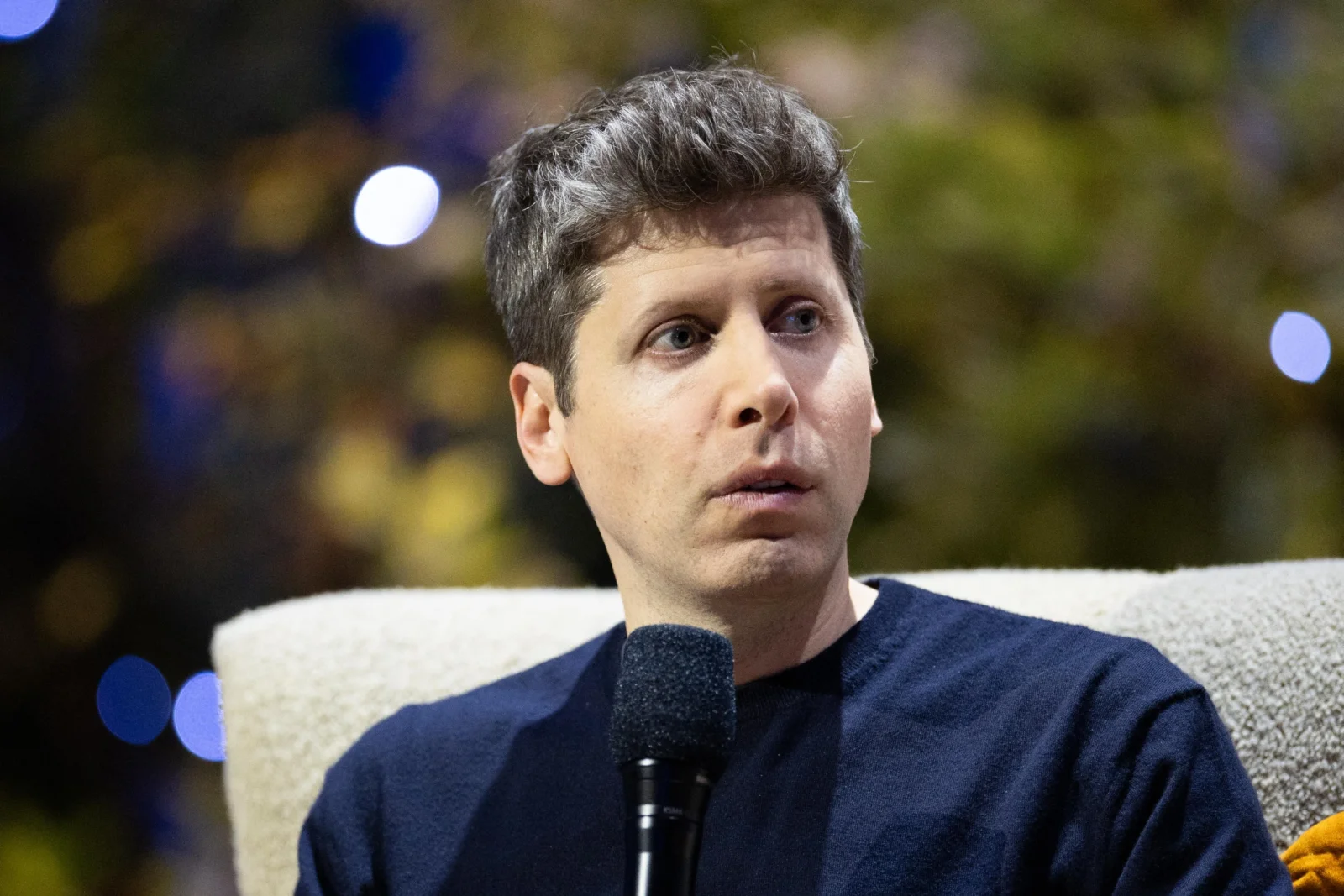 Sam Altman: Süni intellektin gətirəcəyi bəzi mənfi halları qəbul etməliyik