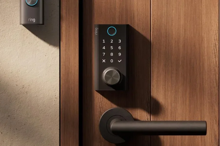 Amazon ilk "Ring Smart Lock" qıfılını təqdim etdi: Batareya bitdikdə əllə enerji yığmaq mümkündür
