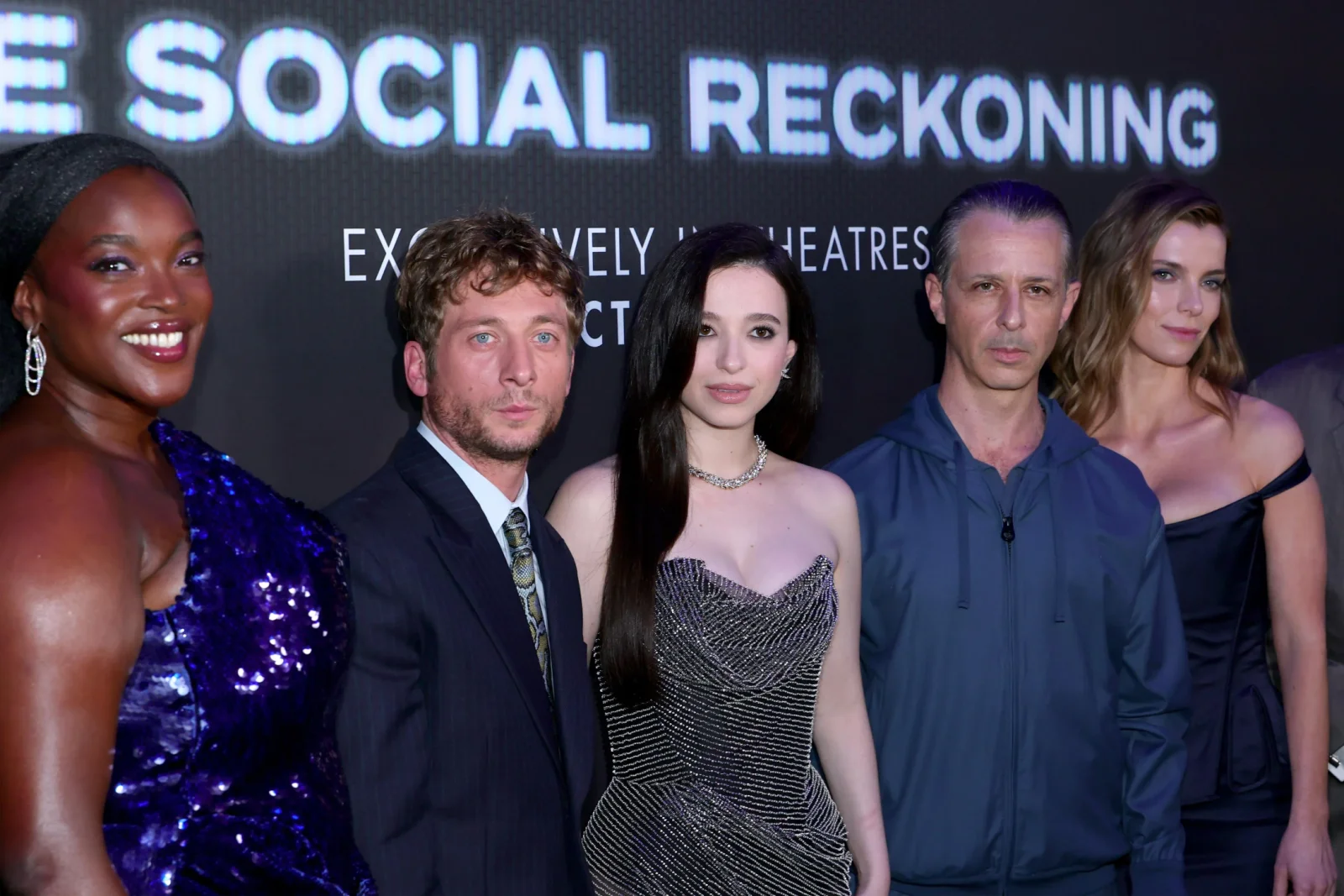 “The Social Reckoning” filmi: Facebook haqqında hansı faktlar doğrudur?