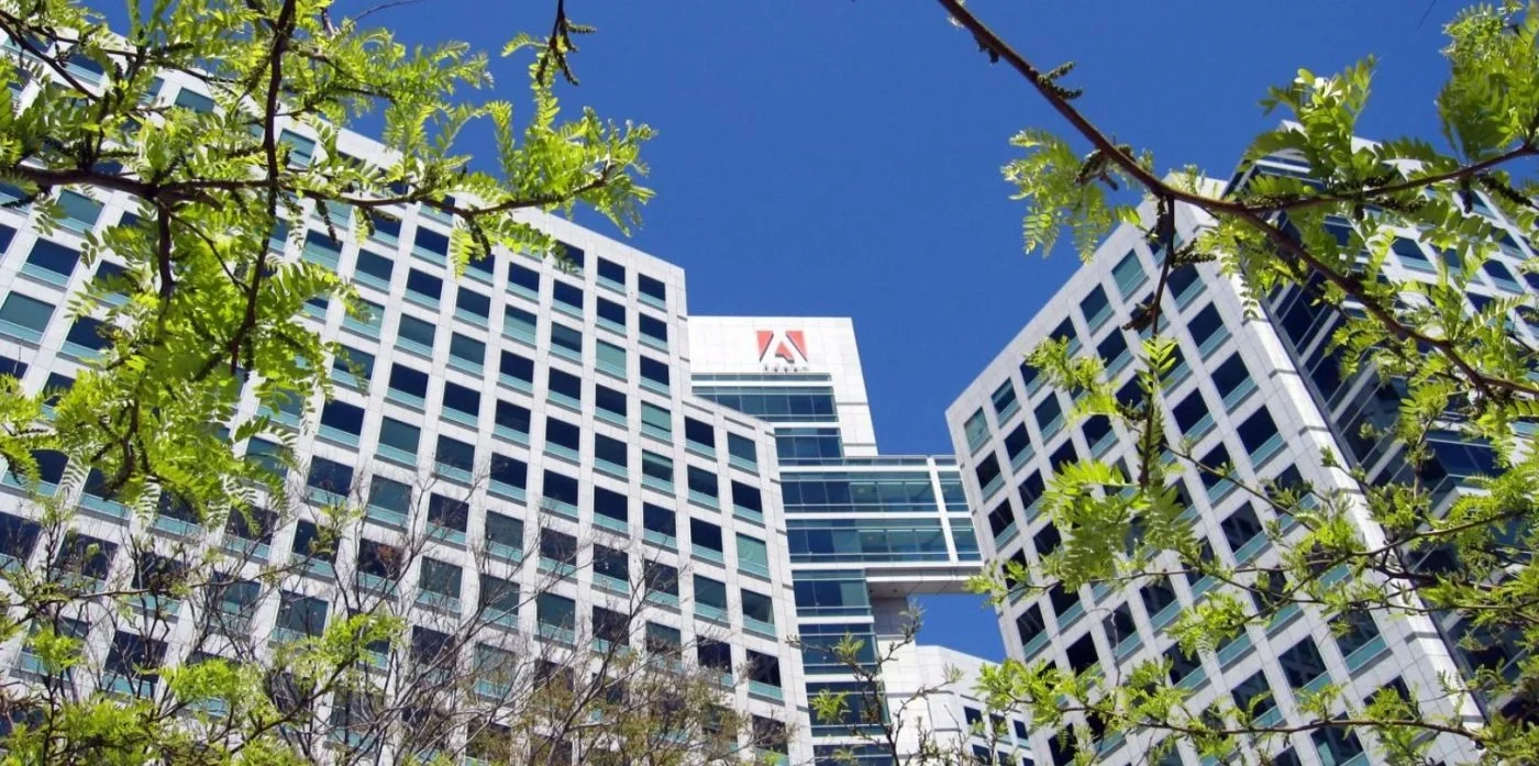 ABŞ “Microsoft” və “Adobe” daxil olmaqla 8 şirkətin “Green Card” prosesini dayandırdı