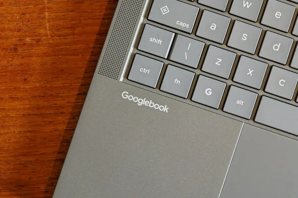 Googlebook və Android: Yeni noutbukların vəd etdiyi imkanlar və reallıqlar