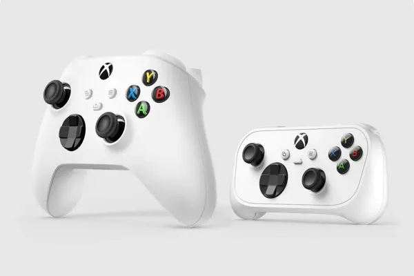 Microsoft cibə sığan yeni "Xbox Nano" nəzarətçisini təqdim etdi