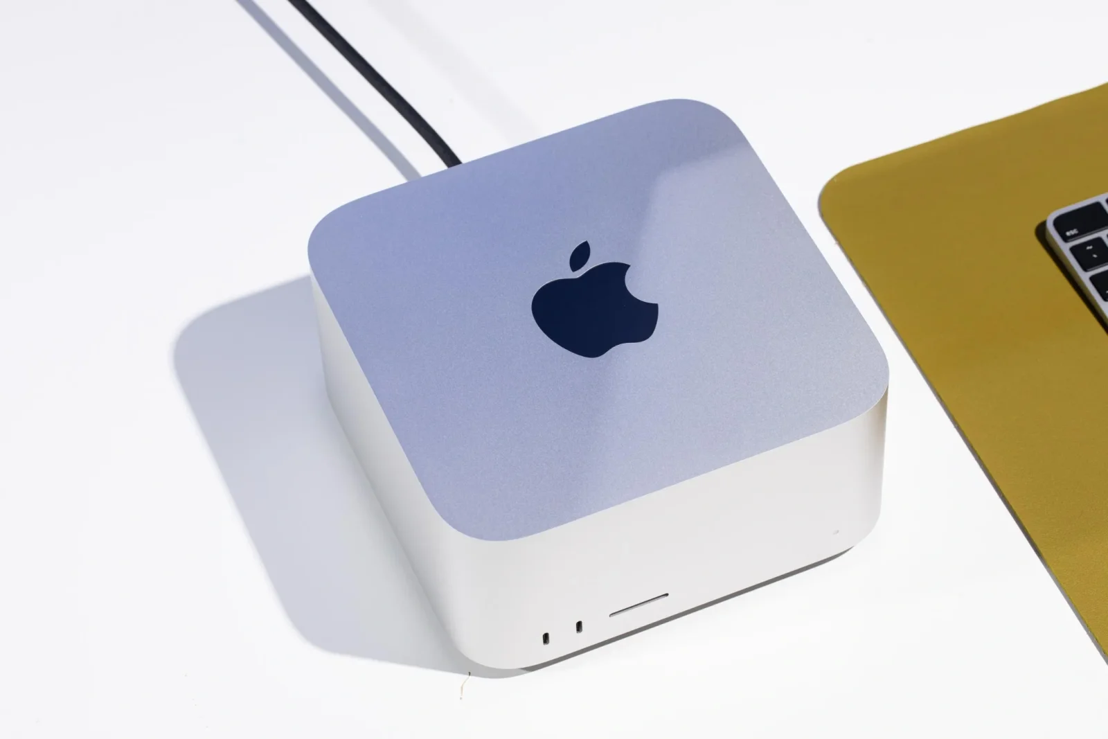 Meta və Apple əməkdaşlığı: Yeni "Muse Spark Open" modeli Mac cihazlarında işləyəcək