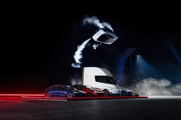 Tesla Roadster-in uçan versiyası: İnanılmaz mühəndislik şousu