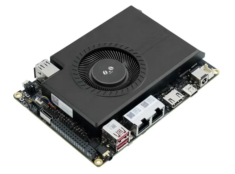 LattePanda Sigma 2: Intel Panther Lake platformasında güclü tək lövhəli server təqdim edildi