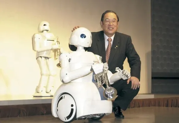 Toyota istehsalatda robotlaşdırmaya keçir: Çinli rəqiblərlə mübarizə planı