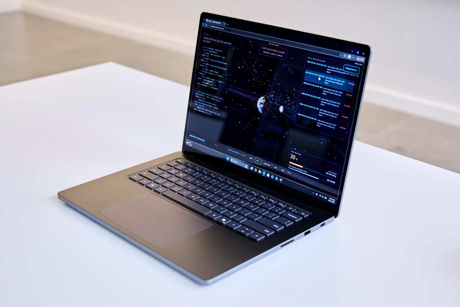 Microsoft "Surface Laptop Ultra"-da yaranan nasazlıqları aradan qaldırdı