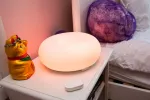 Ikea-nın məşhur "Varmblixt" smart lampası endirimli qiymətlə satışa çıxarılıb